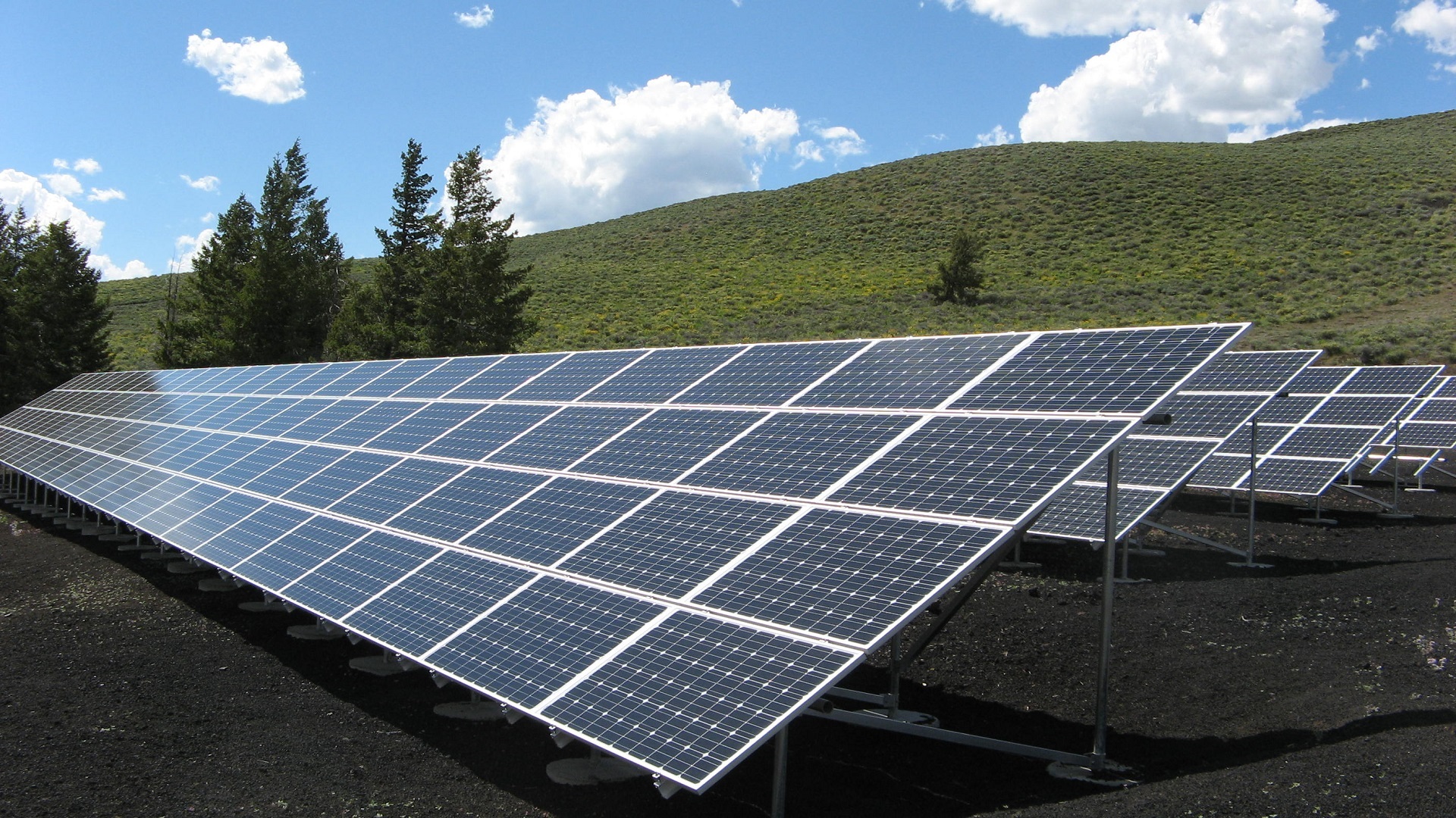 AleaSoft - solar panel array