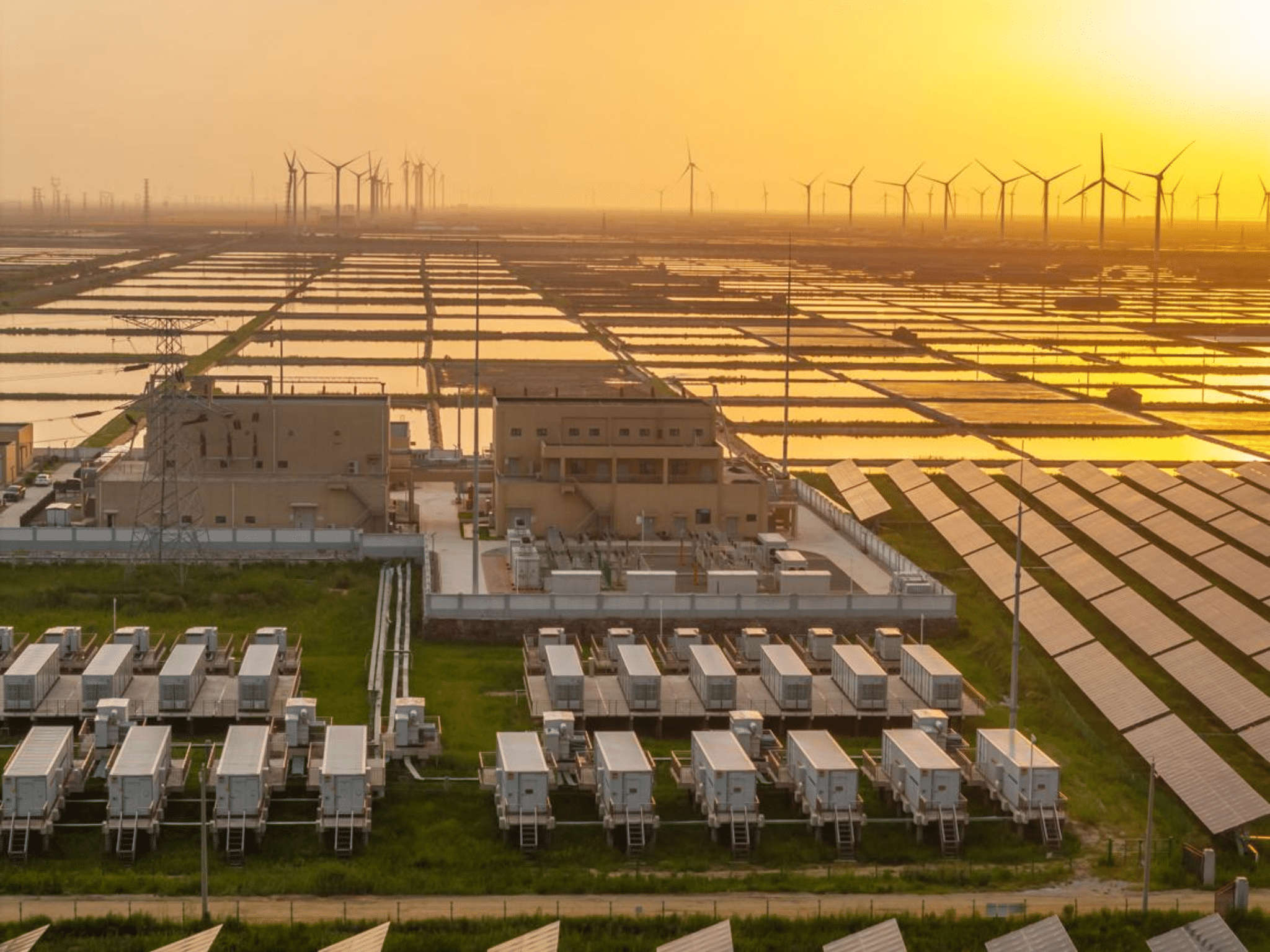 La hibridación redefine la rentabilidad renovable: del megavatio producido al megavatio optimizado